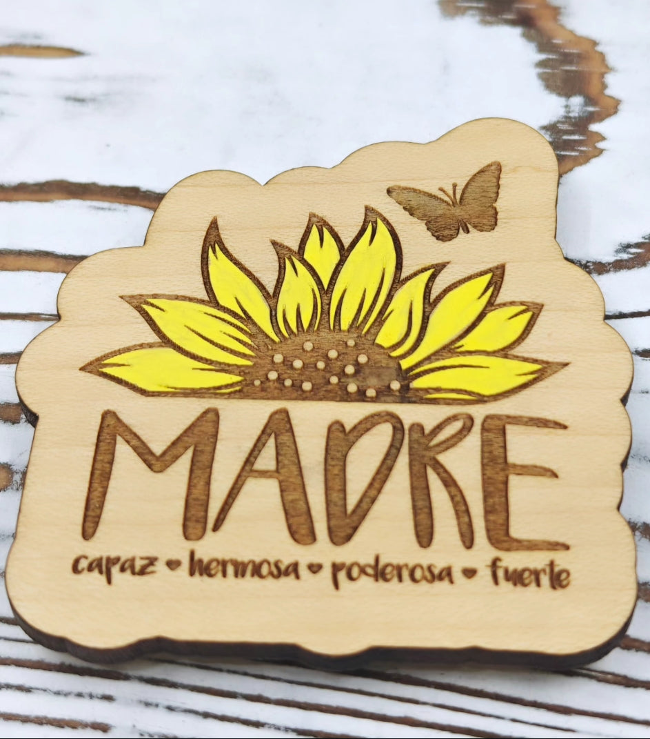 Imanes en madera, Madre
