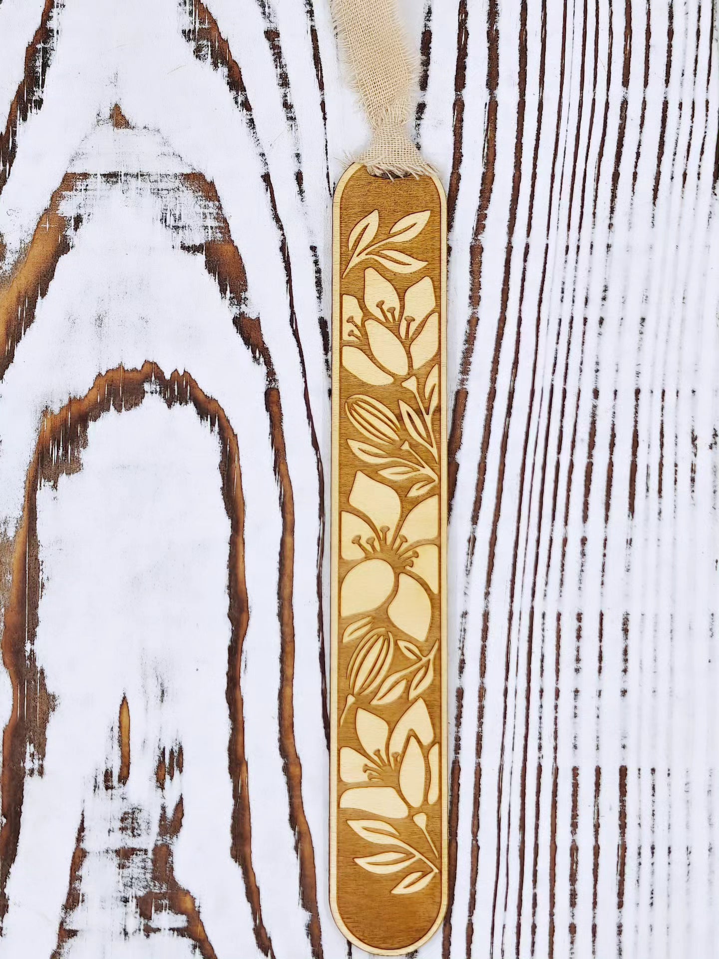 Bookmarks florales en madera