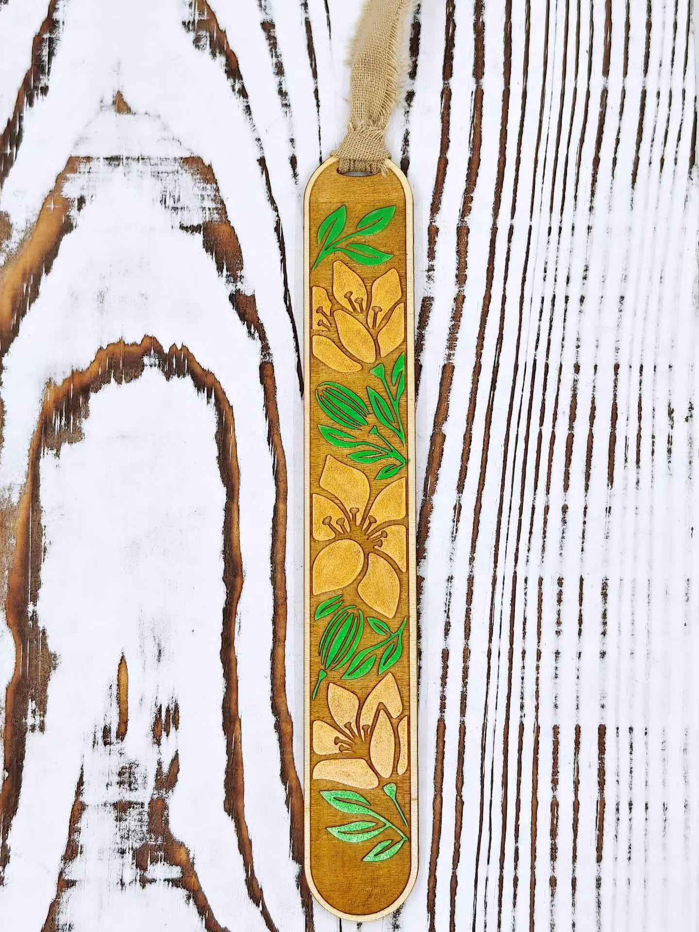 Bookmarks florales en madera