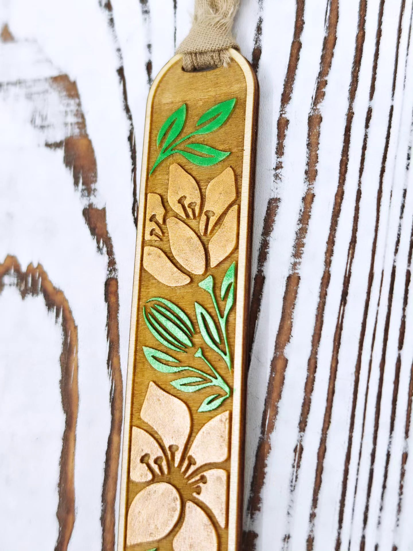 Bookmarks florales en madera