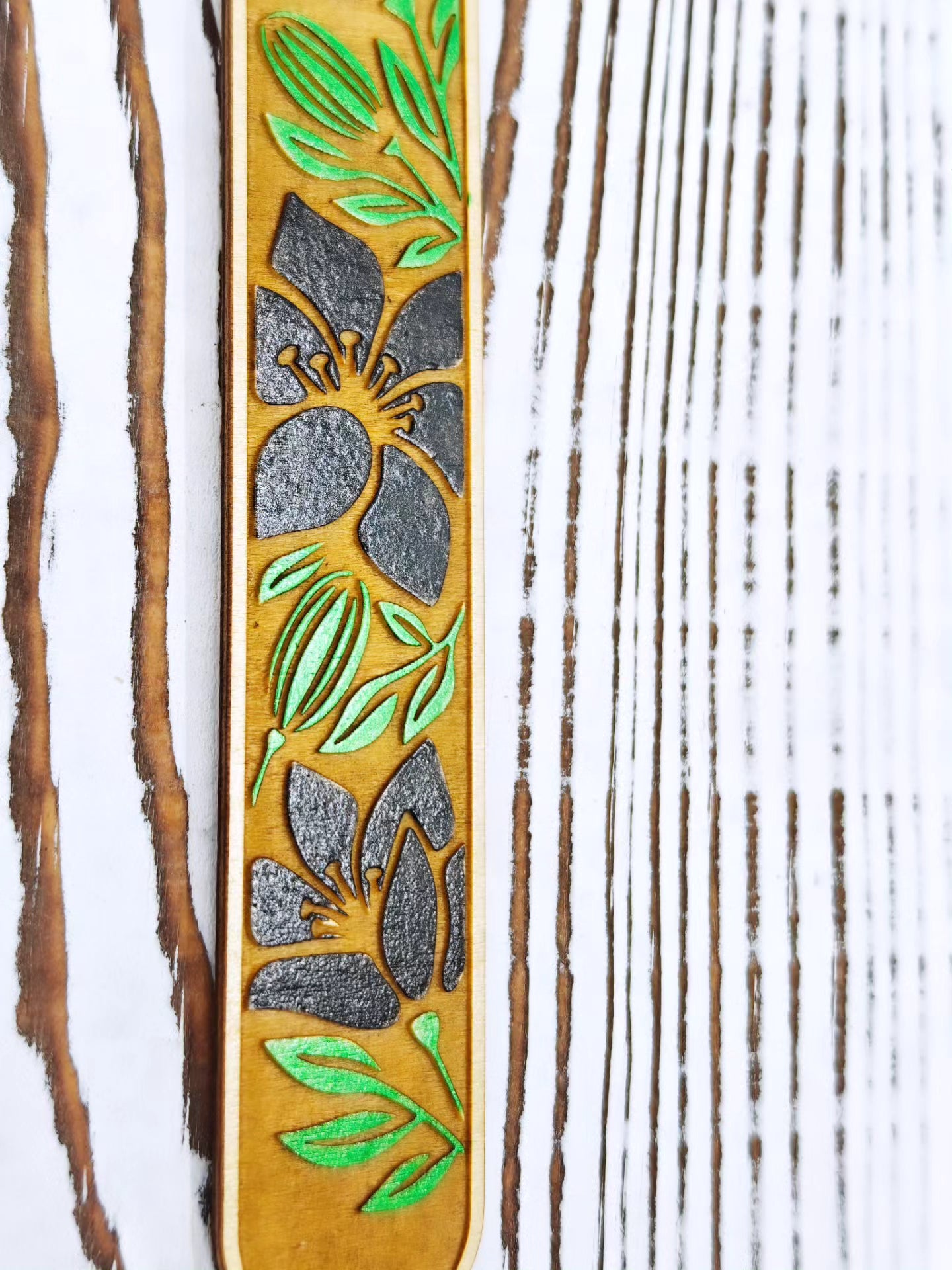 Bookmarks florales en madera