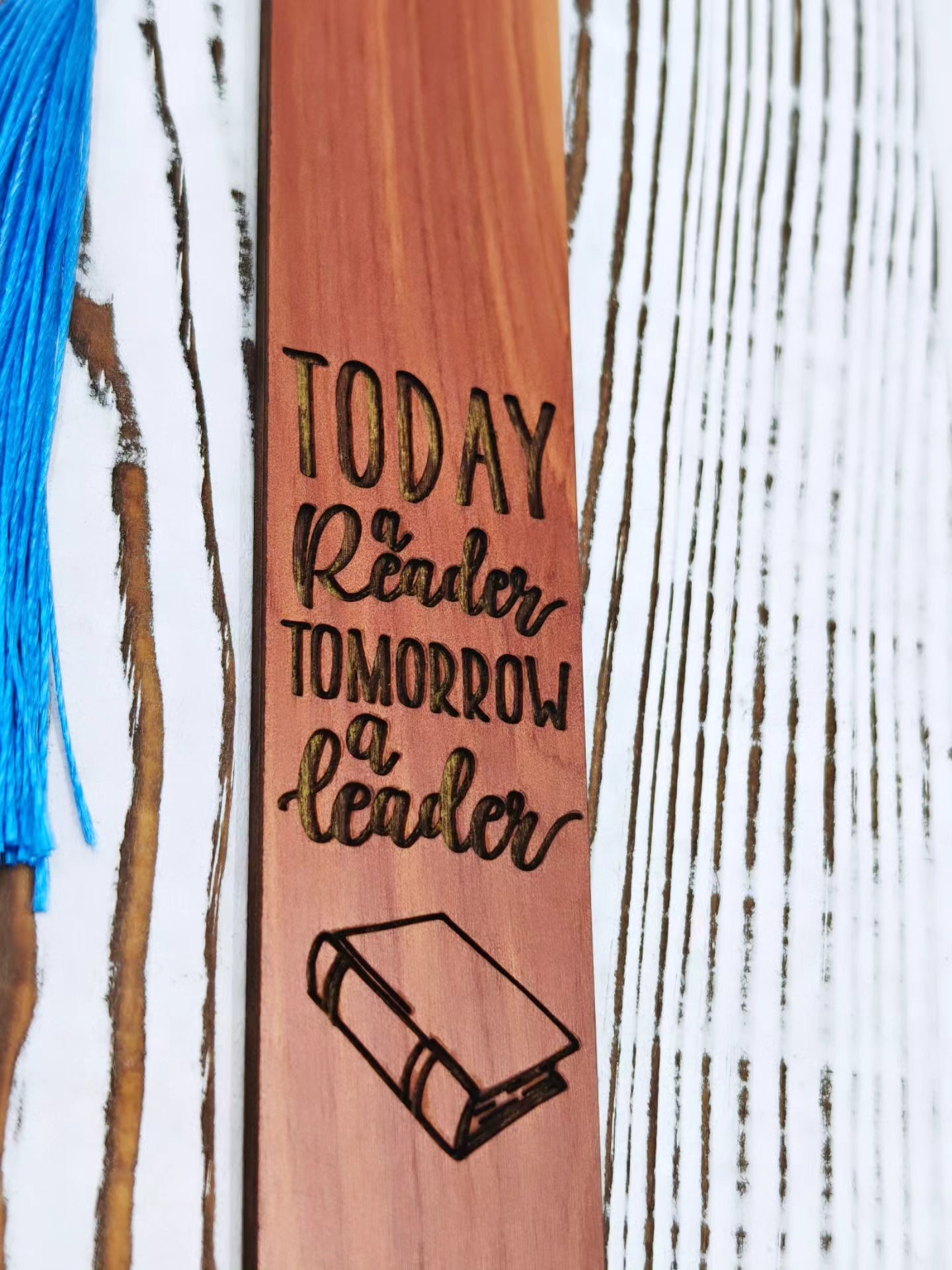 Bookmarks de Cedro – Colección Literaria