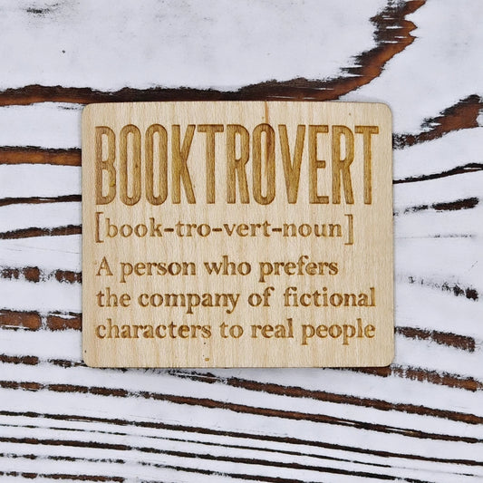 Booktrovert sticker