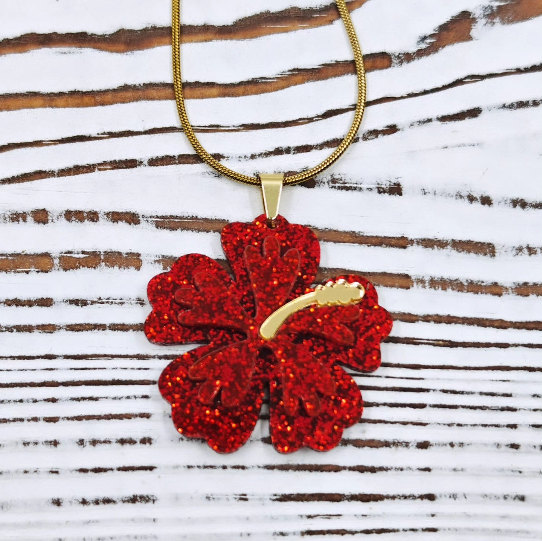 Collar de amapola en acrílico