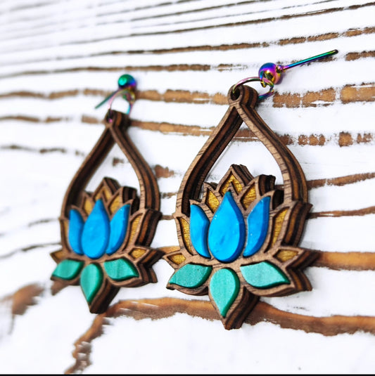 Pantallas de Flor de Lotus en madera y acrílico