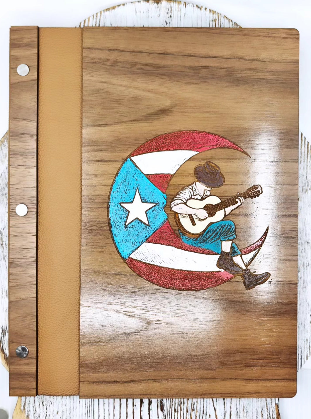 Libreta Boricua en la luna grande