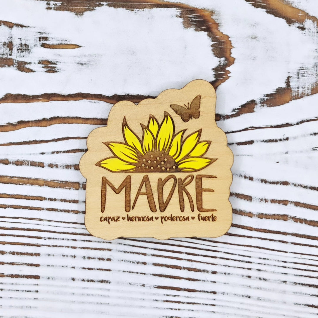 Imanes en madera, Madre