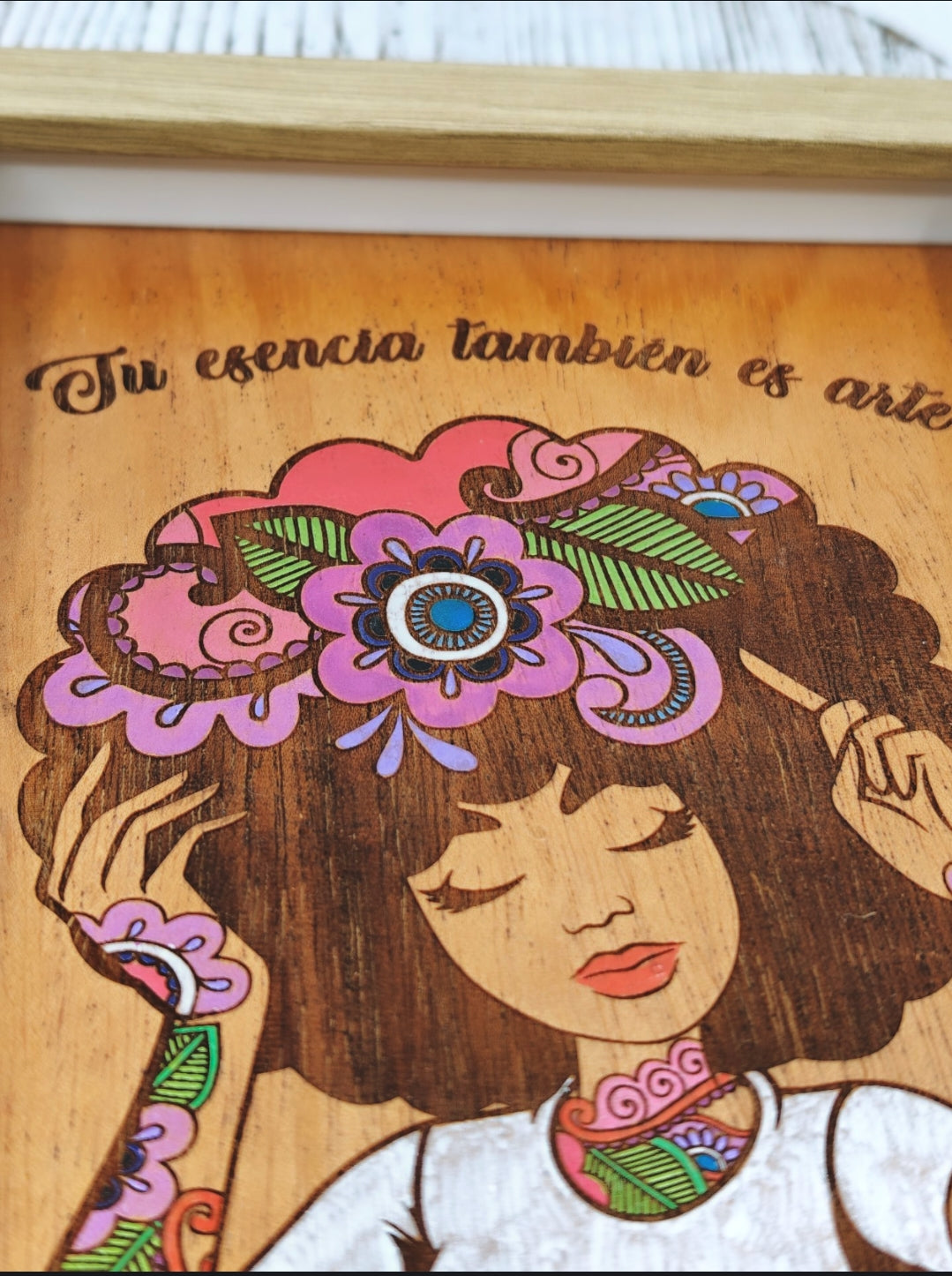 Cuadro en Madera – Tu esencia también es arte (5x7)