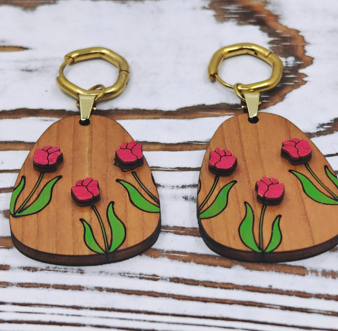 Pantallas de Tulipanes Pintadas a Mano | Pantallas de Madera Hechas en Puerto Rico