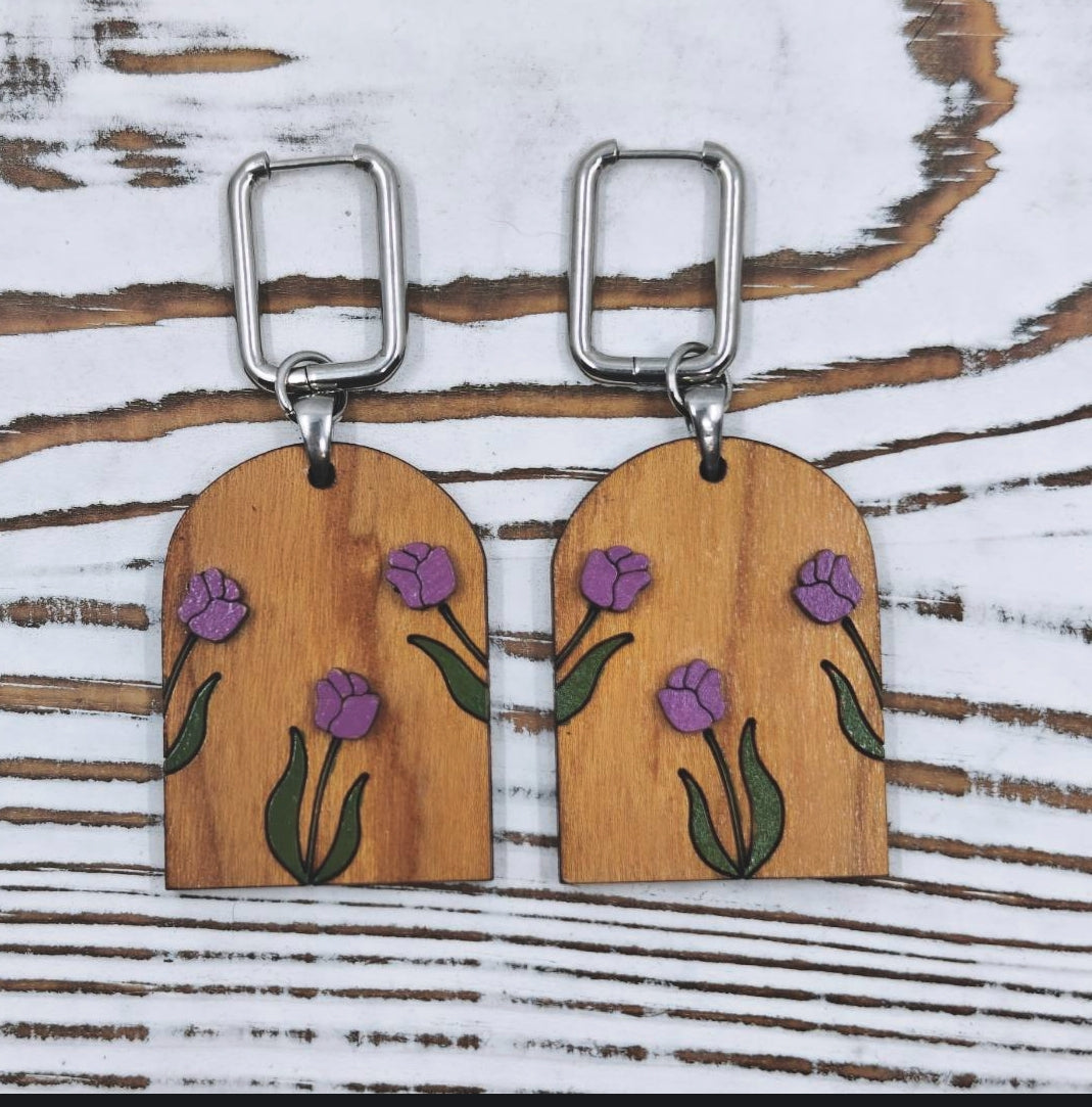 Pantallas de Tulipanes Pintadas a Mano | Pantallas de Madera Hechas en Puerto Rico